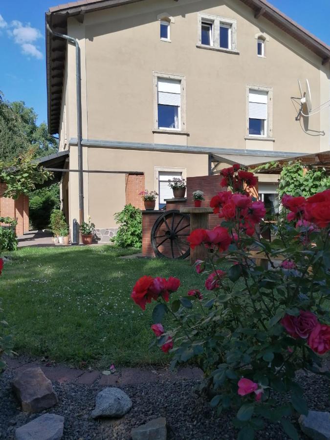 Monteurunterkunft Maria Homestay *